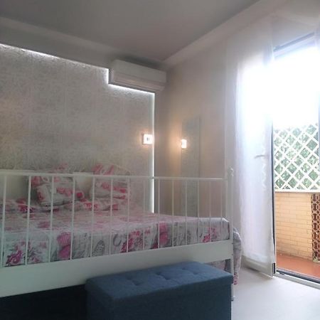 Rosilienza Suites Private Spa, Patio Garden Free Trasfer To & From Airport Fiumicino Eksteriør billede