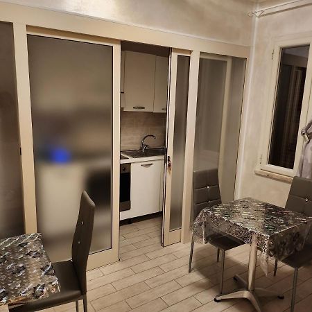 Rosilienza Suites Private Spa, Patio Garden Free Trasfer To & From Airport Fiumicino Eksteriør billede