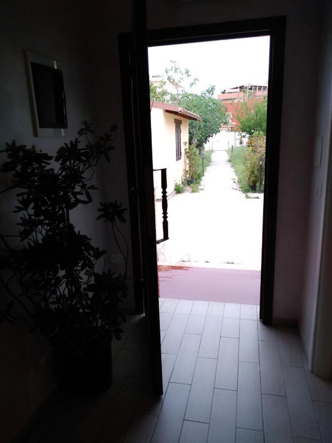 Rosilienza Suites Private Spa, Patio Garden Free Trasfer To & From Airport Fiumicino Eksteriør billede