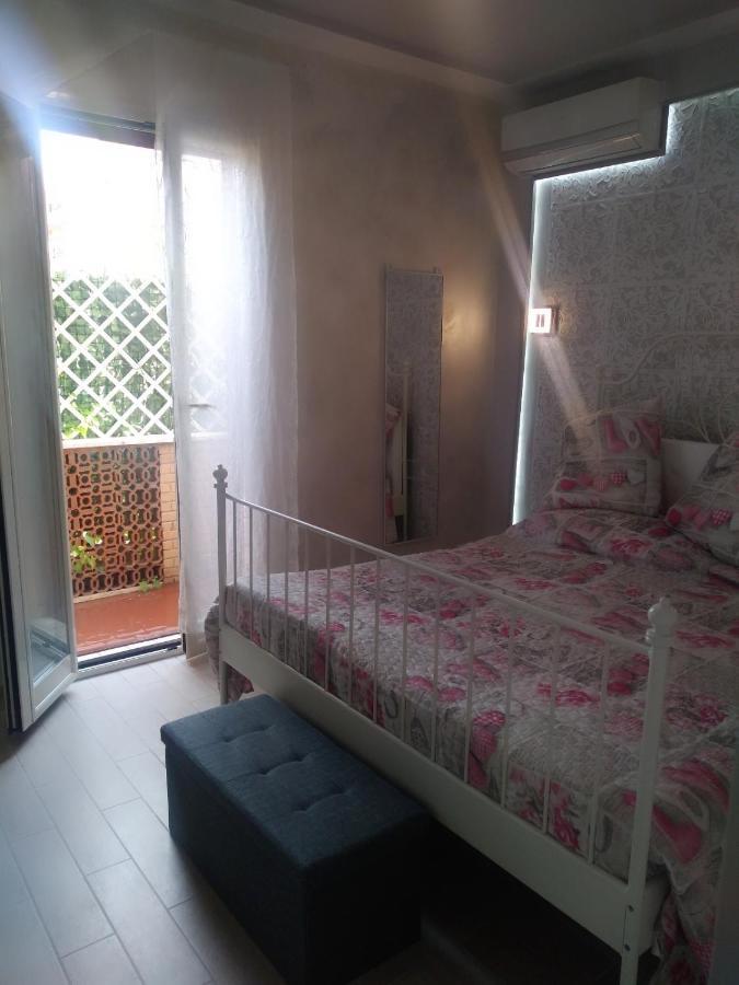 Rosilienza Suites Private Spa, Patio Garden Free Trasfer To & From Airport Fiumicino Eksteriør billede