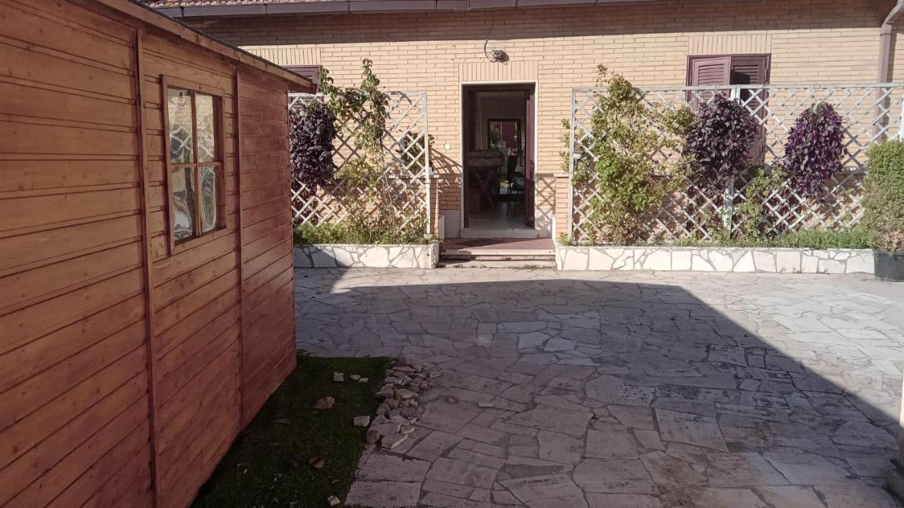 Rosilienza Suites Private Spa, Patio Garden Free Trasfer To & From Airport Fiumicino Eksteriør billede