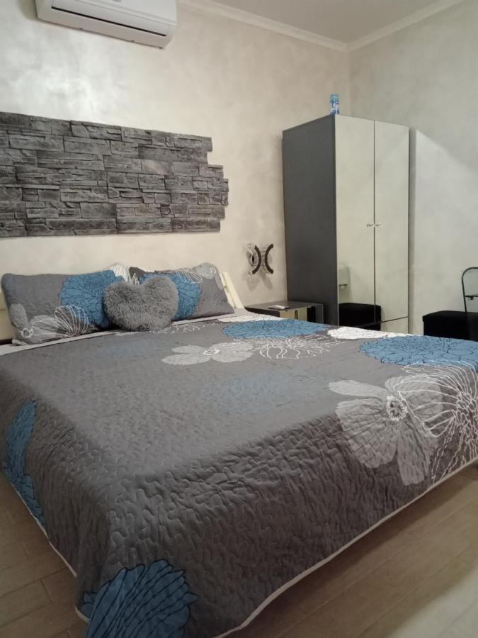 Rosilienza Suites Private Spa, Patio Garden Free Trasfer To & From Airport Fiumicino Eksteriør billede