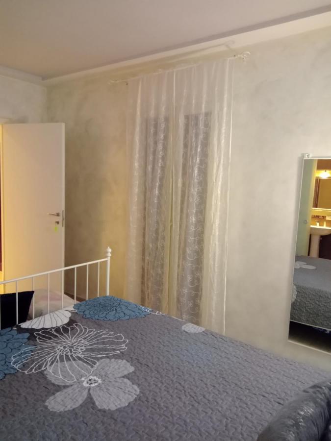 Rosilienza Suites Private Spa, Patio Garden Free Trasfer To & From Airport Fiumicino Eksteriør billede